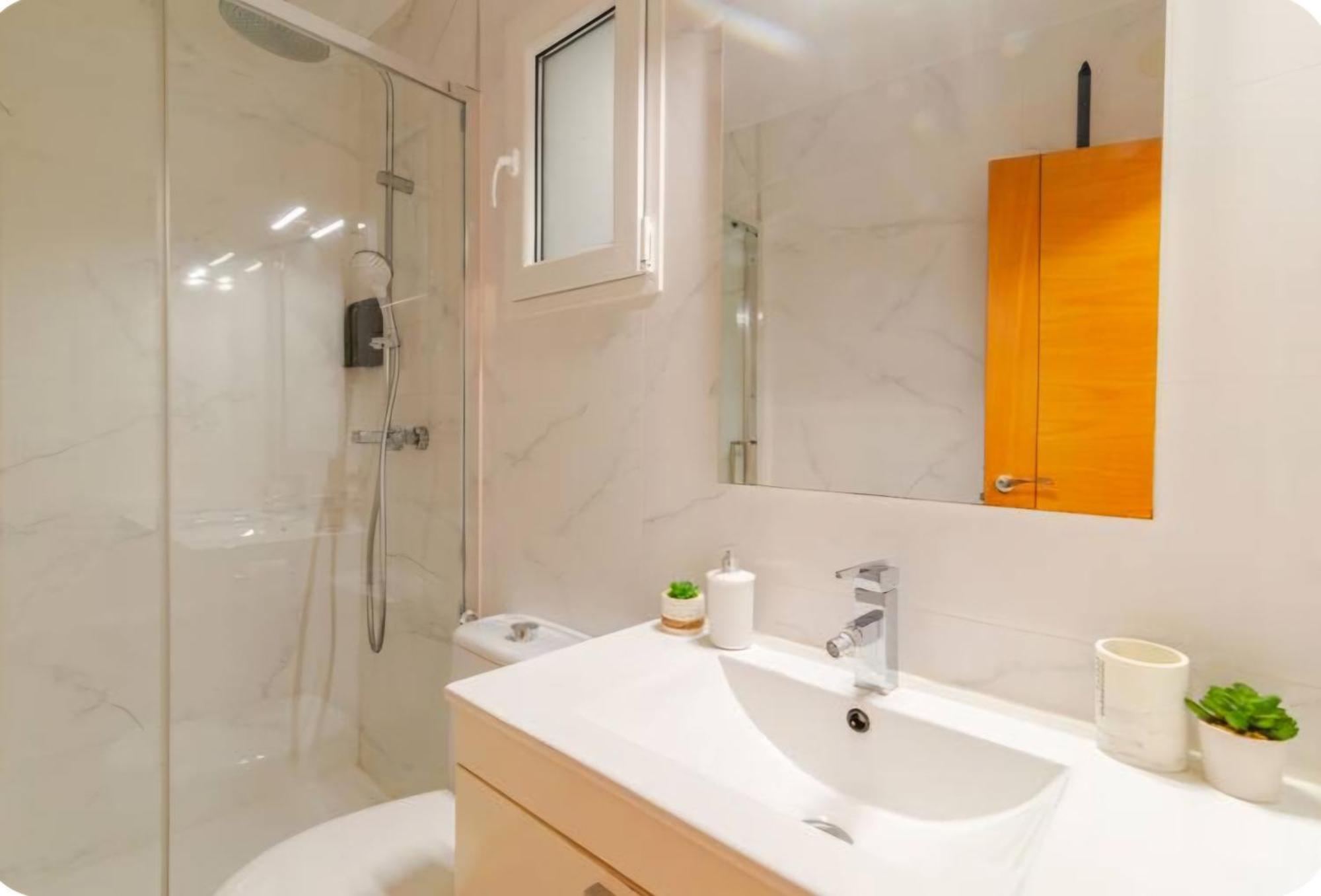 Hermoso Apartamento Cerca Al Mar Blanes Exterior photo